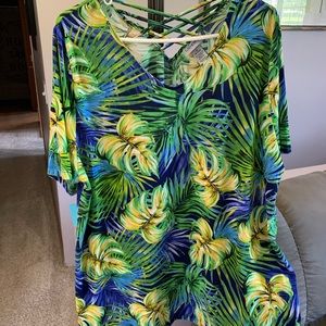 Women’s Plus Size Top